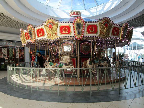 Warwick Mall