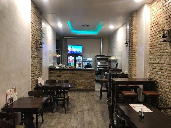 Pizzeria La Luna