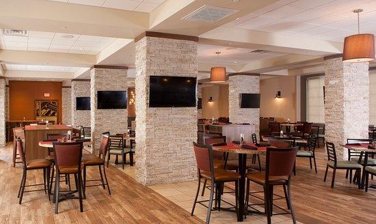TEN Bar & Grille