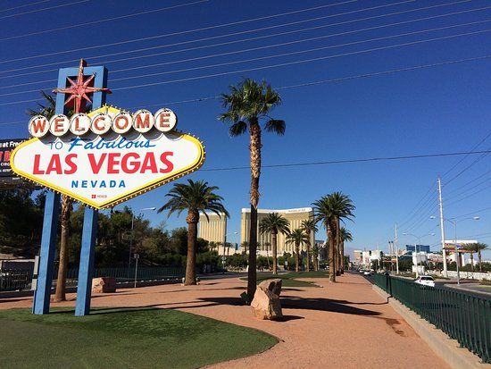 Welcome to Fabulous Las Vegas Sign