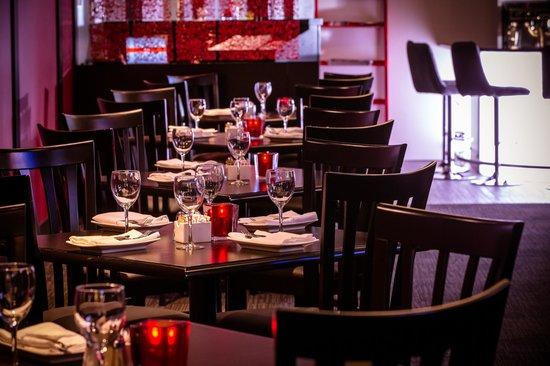 Bistro Le 330
