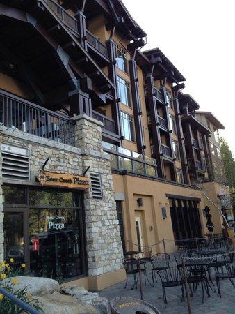 Bear Creek Pizza