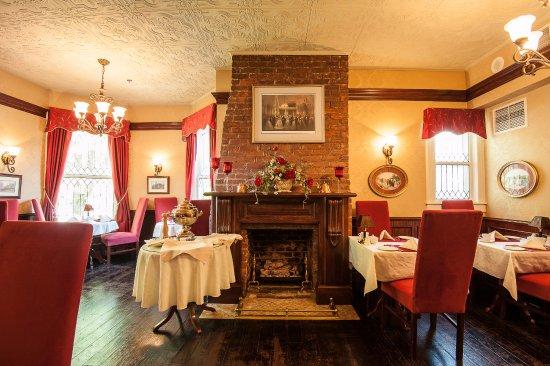 Dundee Arms Inn Restaurant and Pub