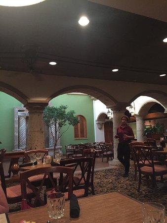Hemingway's Cafe