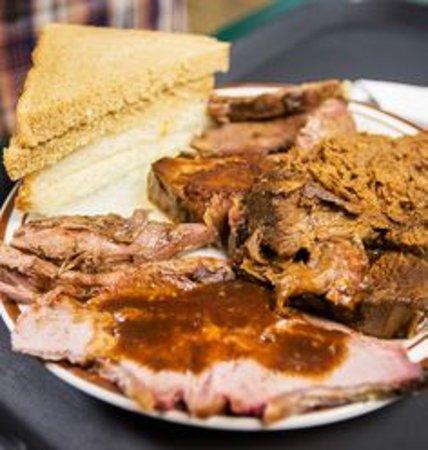Smoki O'S BBQ