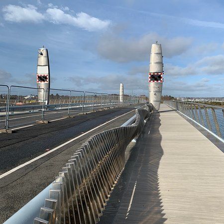 Twin Sails Bridge