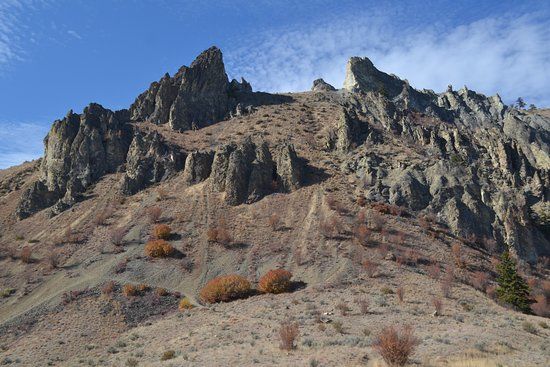 Saddle Rock Trail
