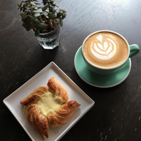 Ferris Coffee & Nut