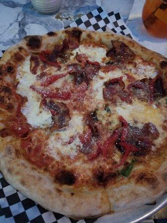 Playland Pizza