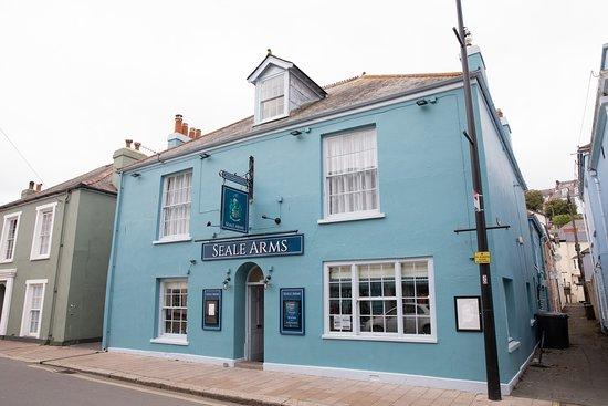 The Seale Arms