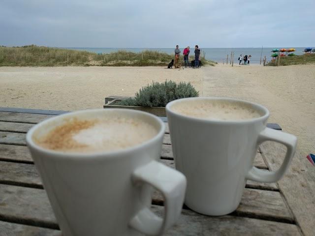 Knoll Beach Cafe