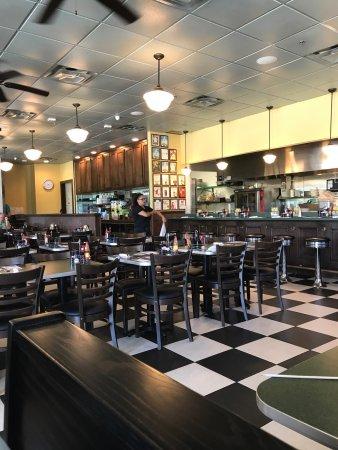Metro Diner