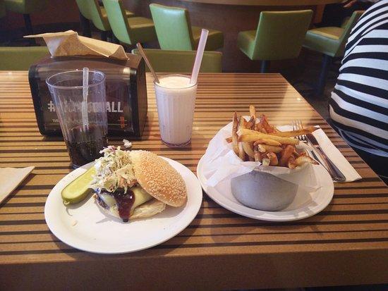 Bobby's Burger Palace