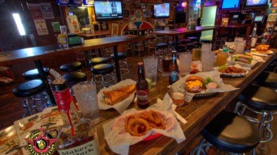 Johnny's Fillin'