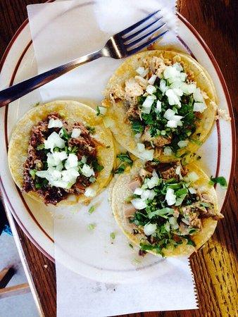 Taqueria Los Comales