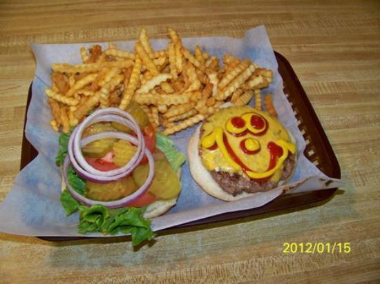 Tucker's Cafe