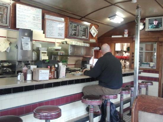 Charlies Diner