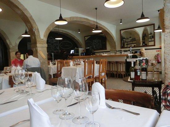 MOMA Grill Restaurant