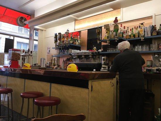 Au Petit Bar