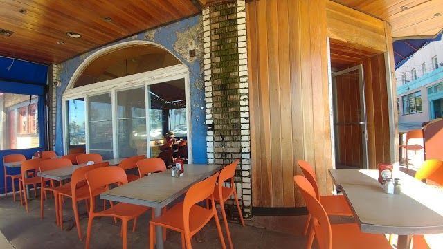 Candle Cafe & Grill