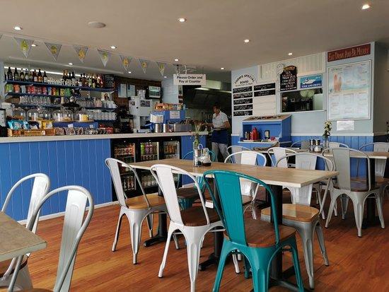 The Lookout Cafe and Takeaway
