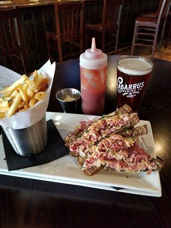 City Tavern