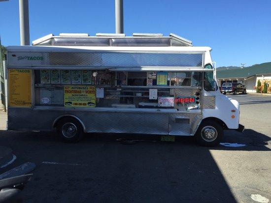 Tinos Tacos