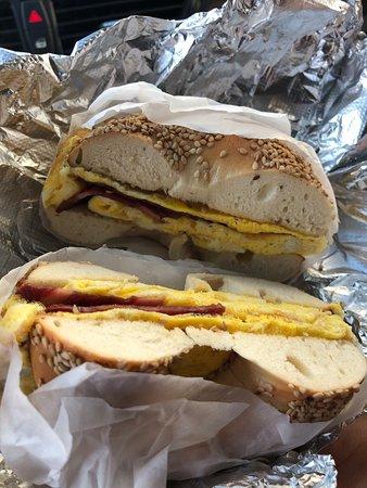 Willie's Bagel Cafe