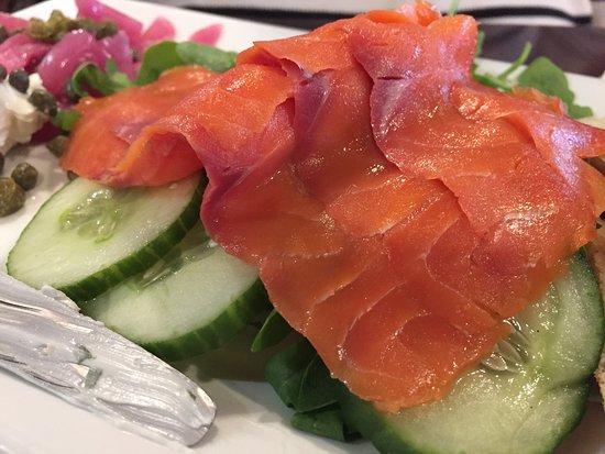 Rel'Lish Burger Lounge