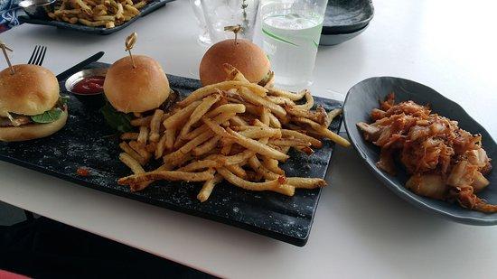 Bar 17 Bistro