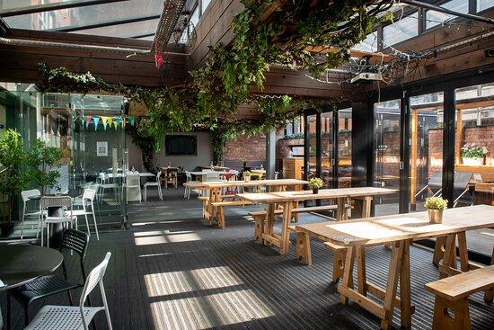 Brickhouse Social