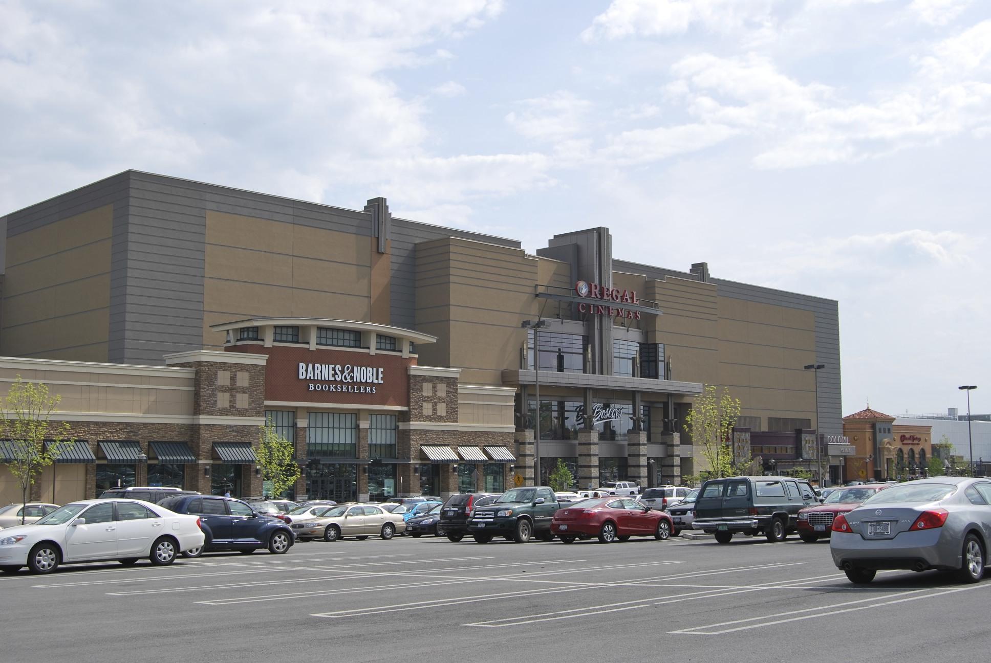 Colonie Center Mall