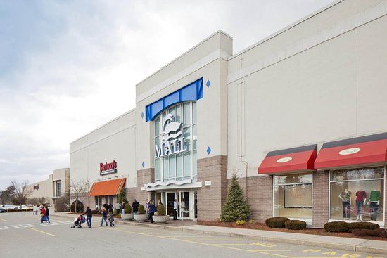 Solomon Pond Mall