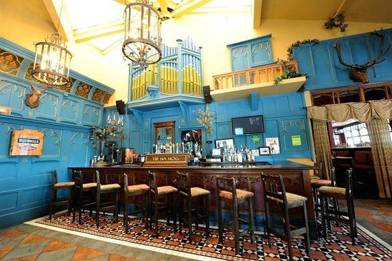 Tir Na Nog Irish Bar & Grill