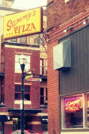 Sammy's Pizza and Restaurant