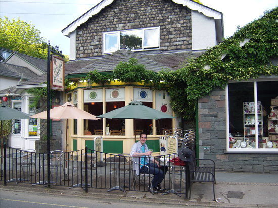 Lewis's
