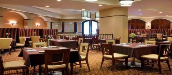 Maxi's Restaurant