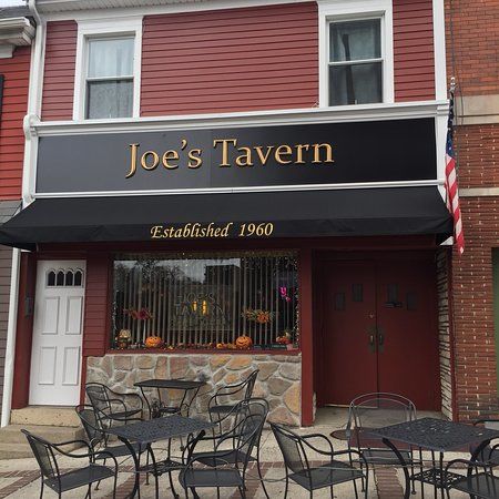 Joe's Tavern