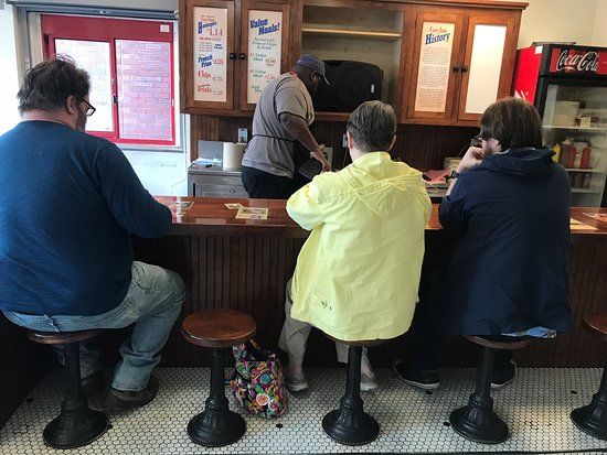 Cozy Inn Hamburgers