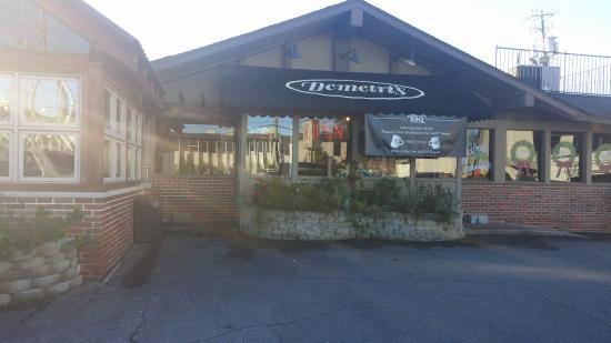 Demetris Bar-B-Q
