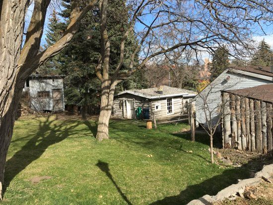 Reeder's Alley