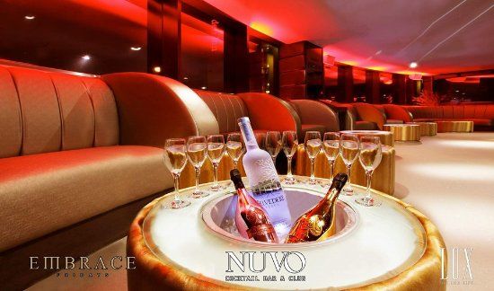 Nuvo Bar & Restaurant
