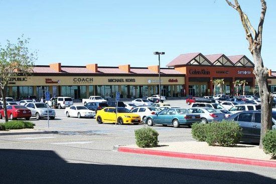 Outlets at Barstow