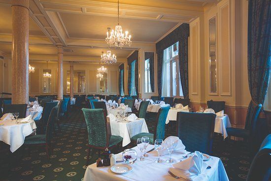 Crystal Restaurant