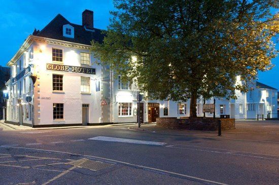 Globe Hotel Pub