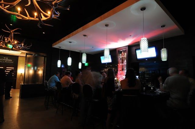Level 8 Lounge