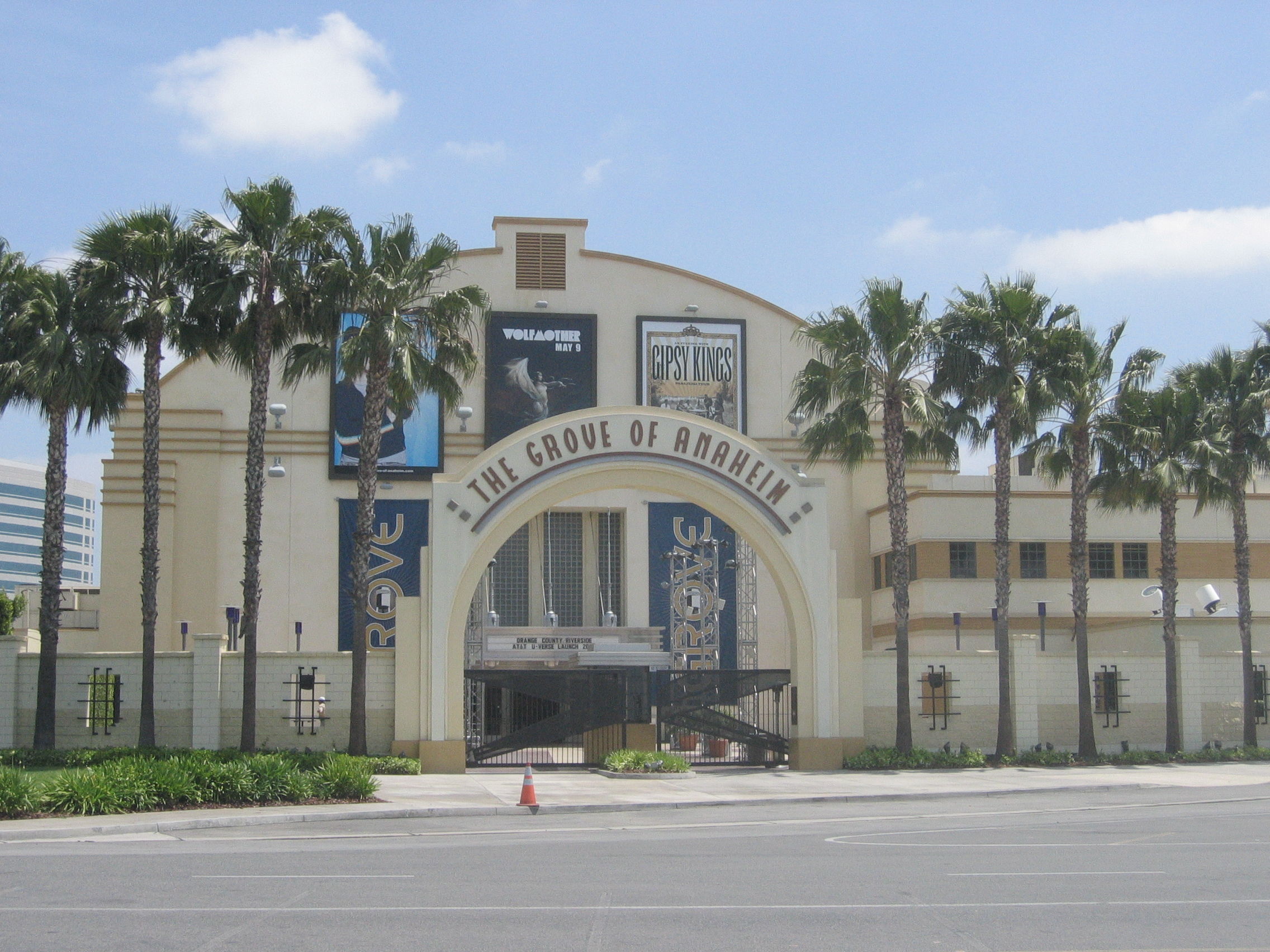 Sun Theater
