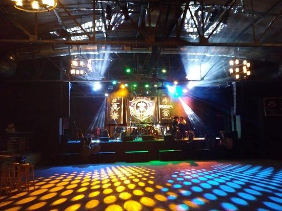 Warehouse Live