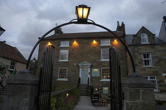 Estbek House
