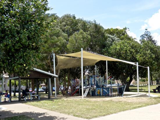 Paradise Point Parklands